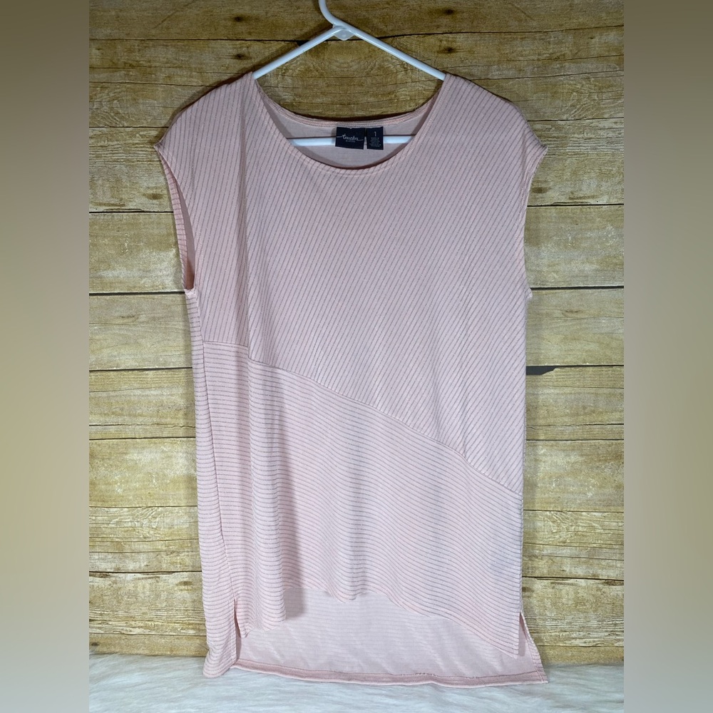 Chicos Size 1 Travelers Sleeveless Tunic Womens M Pink Metallic Striped Hi-Low